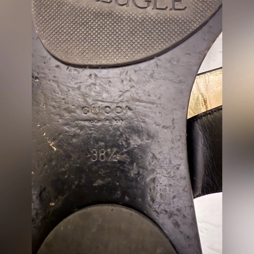 Gucci Black and Gold Sandals - Picture 11 of 16
